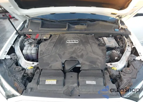 2021 Audi Q7 Premium Plus 55 Tfsi Quattro Tiptronic from USA, damaged, VIN WA1LXAF75MD013063